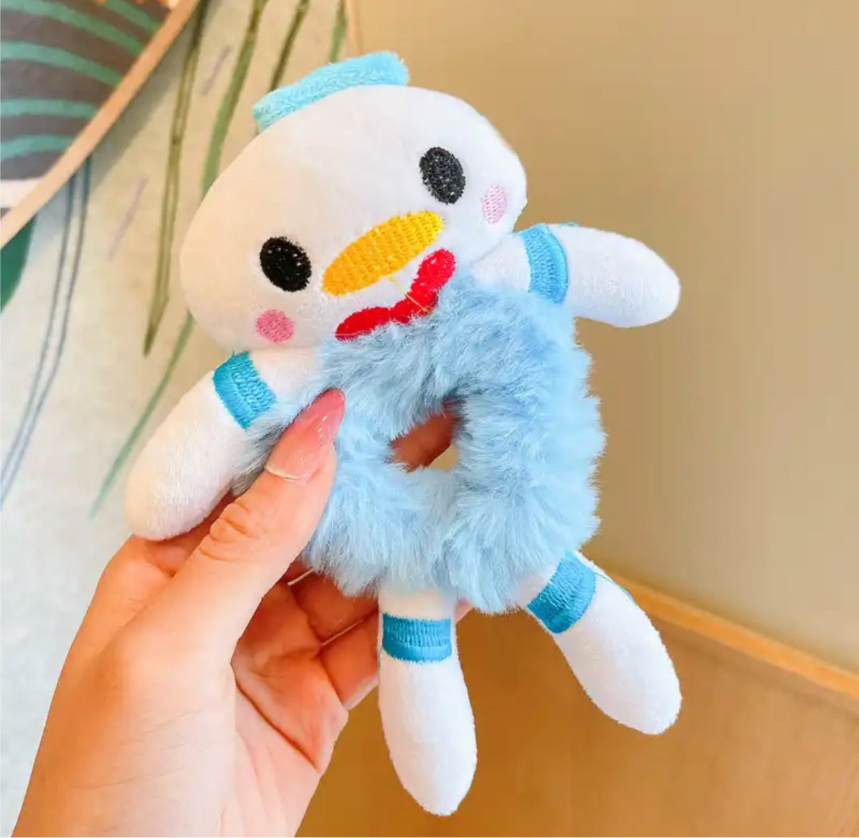 Donald Duck hair ties fur