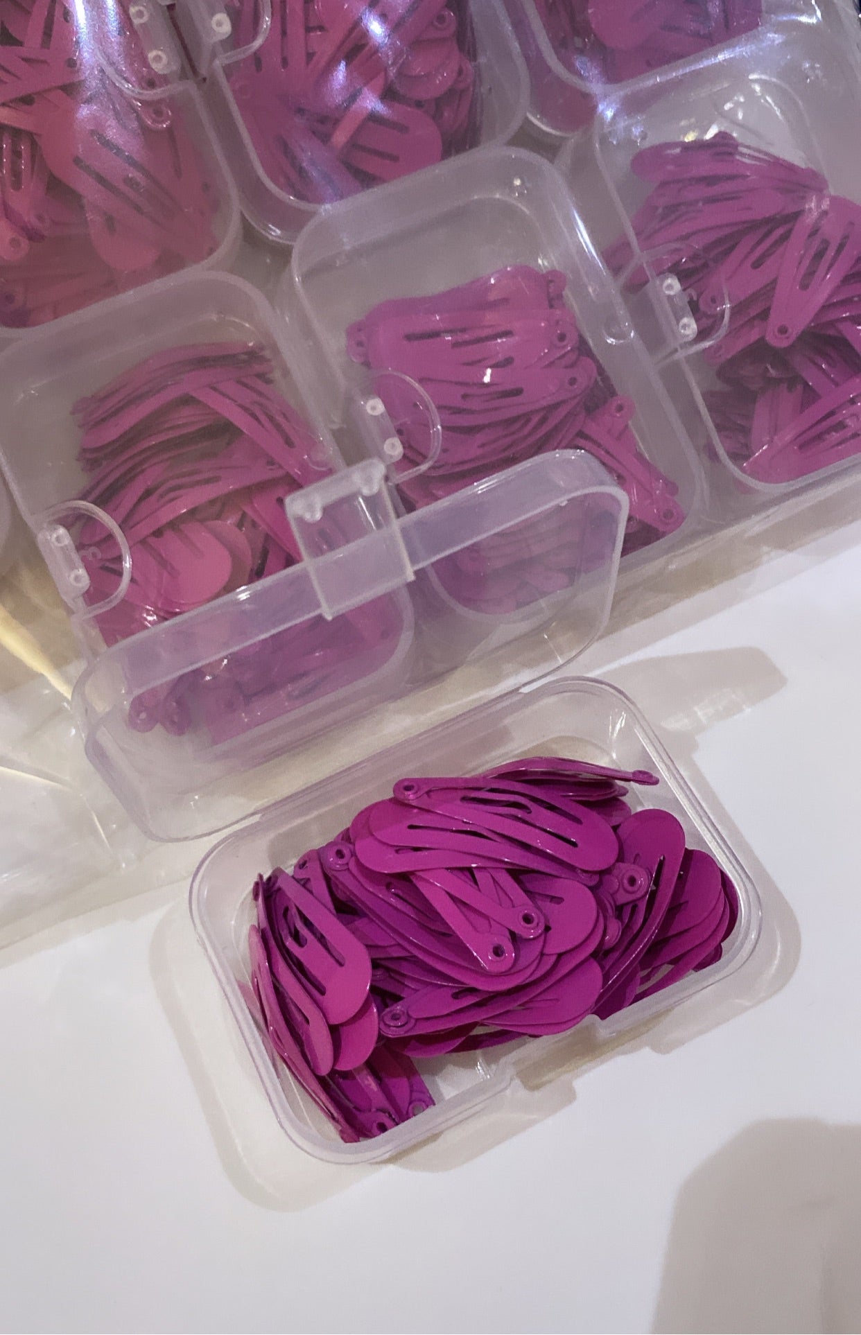 Purple hair clips box small size