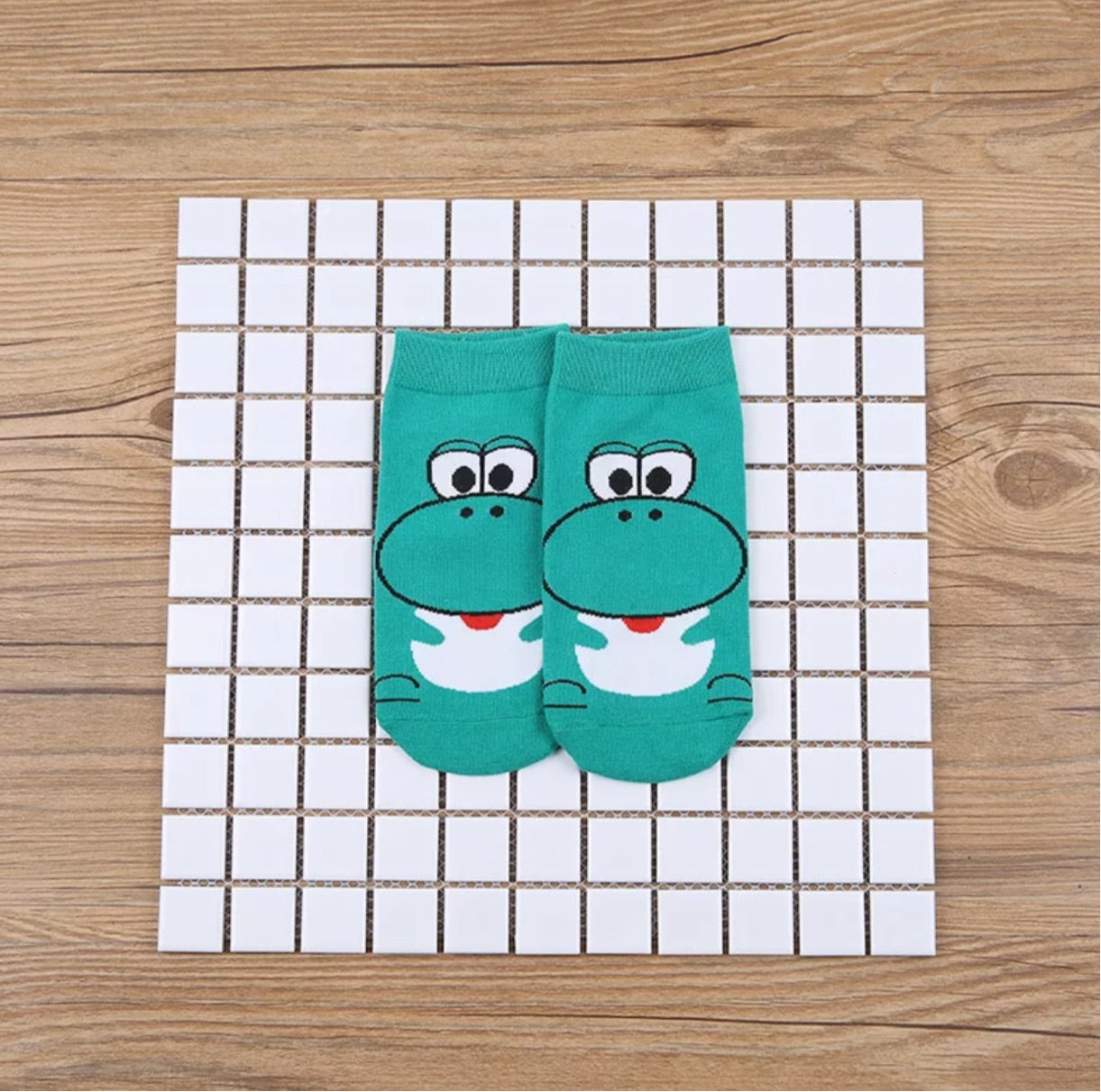 Yoshi socks free size