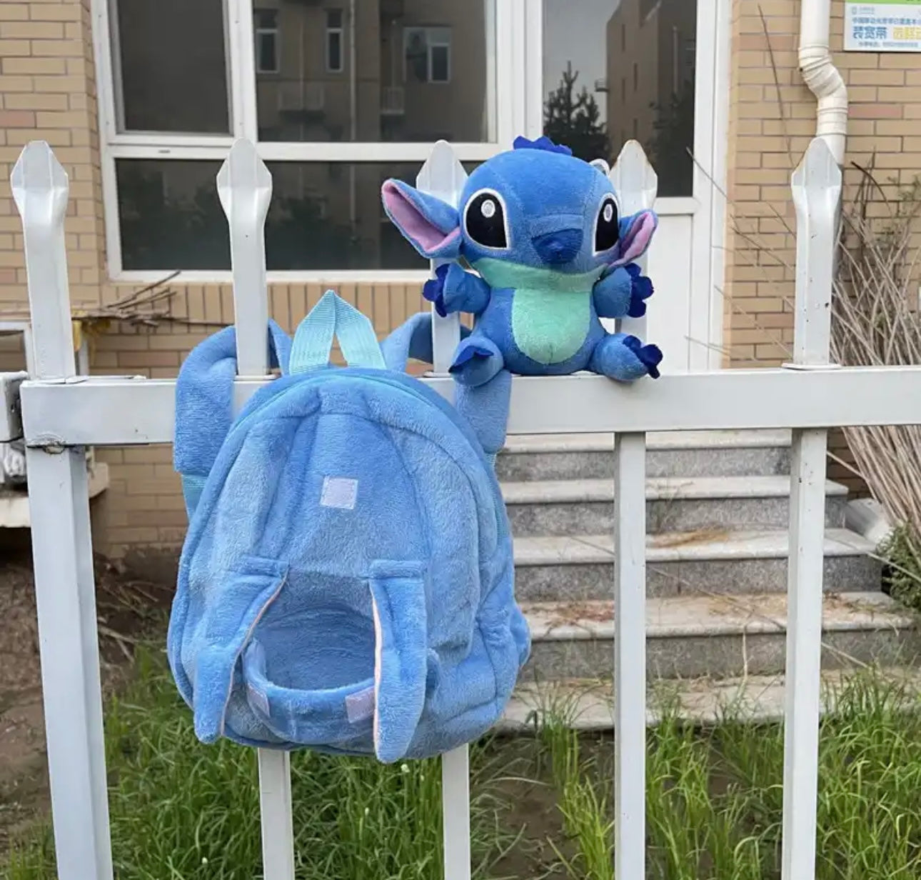 Bag and toys stitch