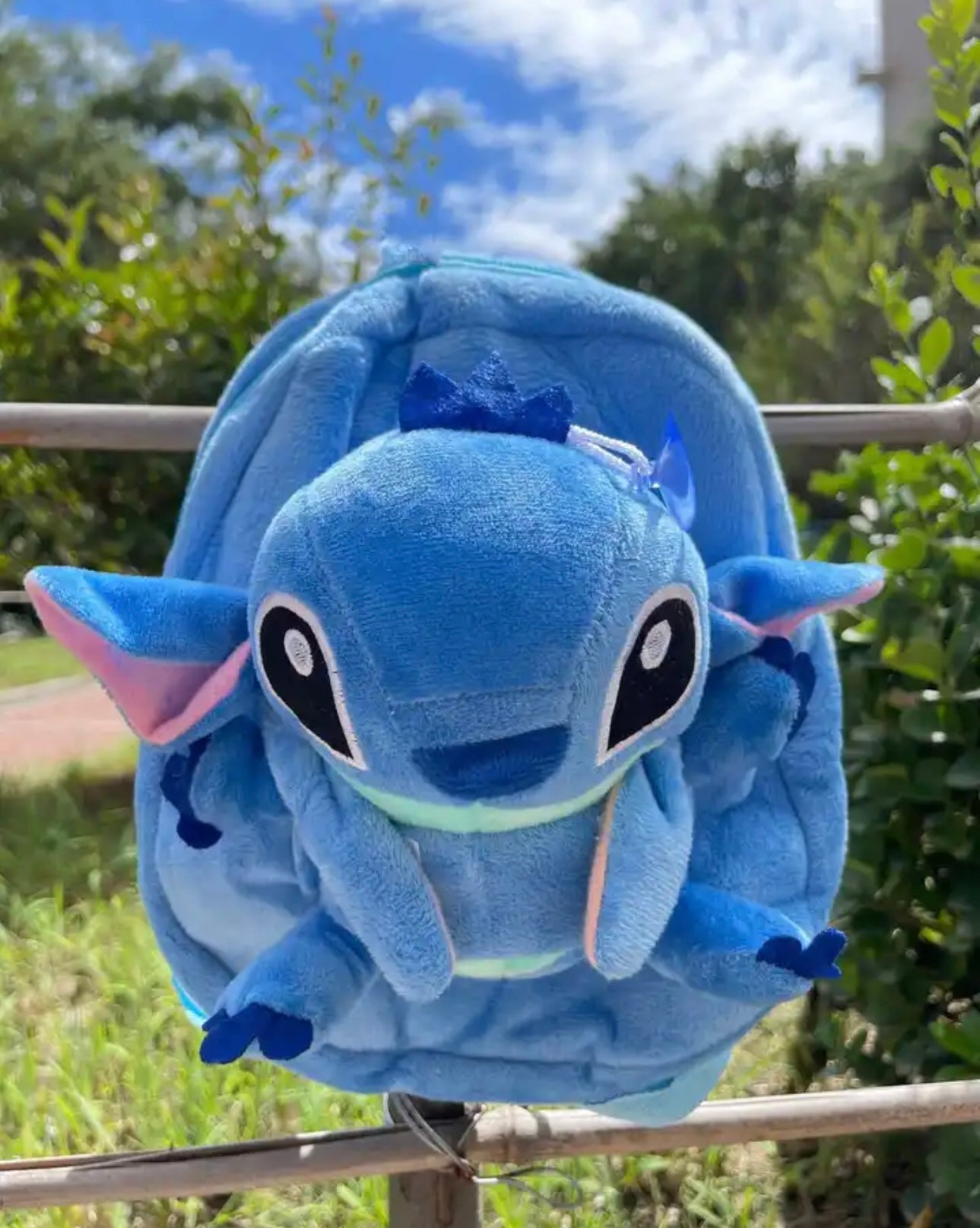 Bag and toys stitch