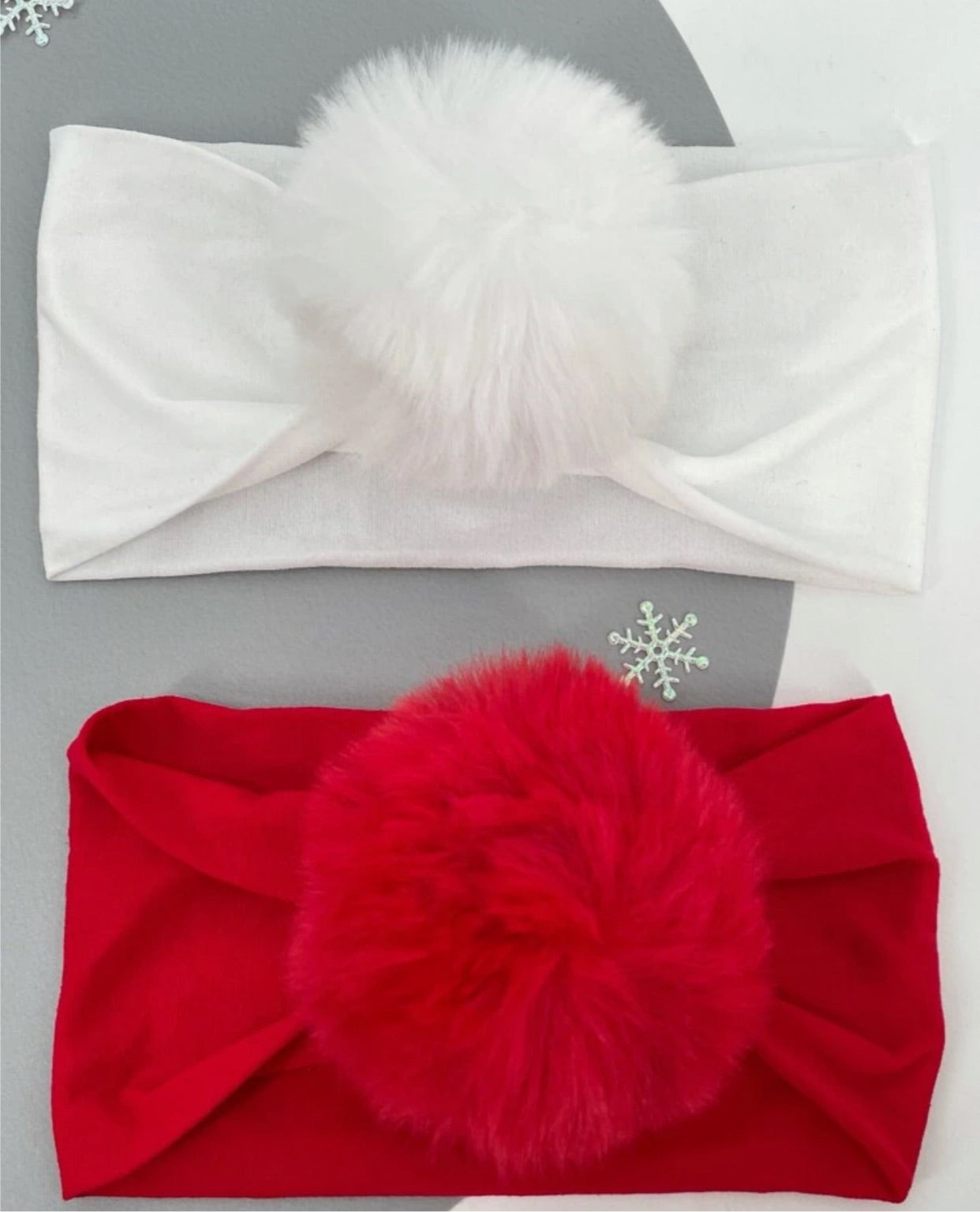 Baby pom pom headband